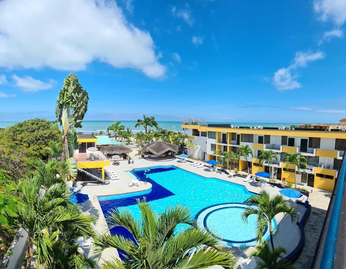 Hotel Club Del Sol Atacames Bagian luar foto