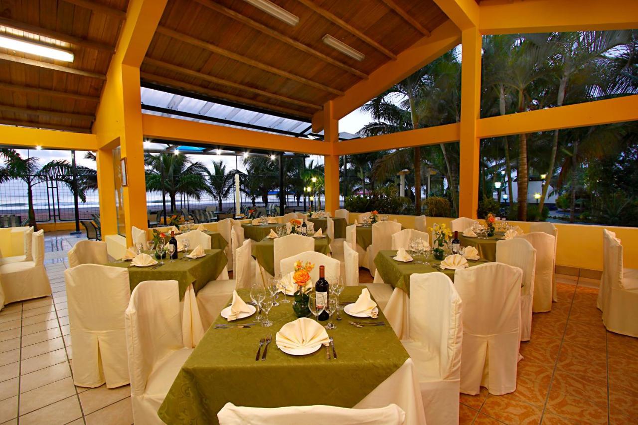 Hotel Club Del Sol Atacames Bagian luar foto