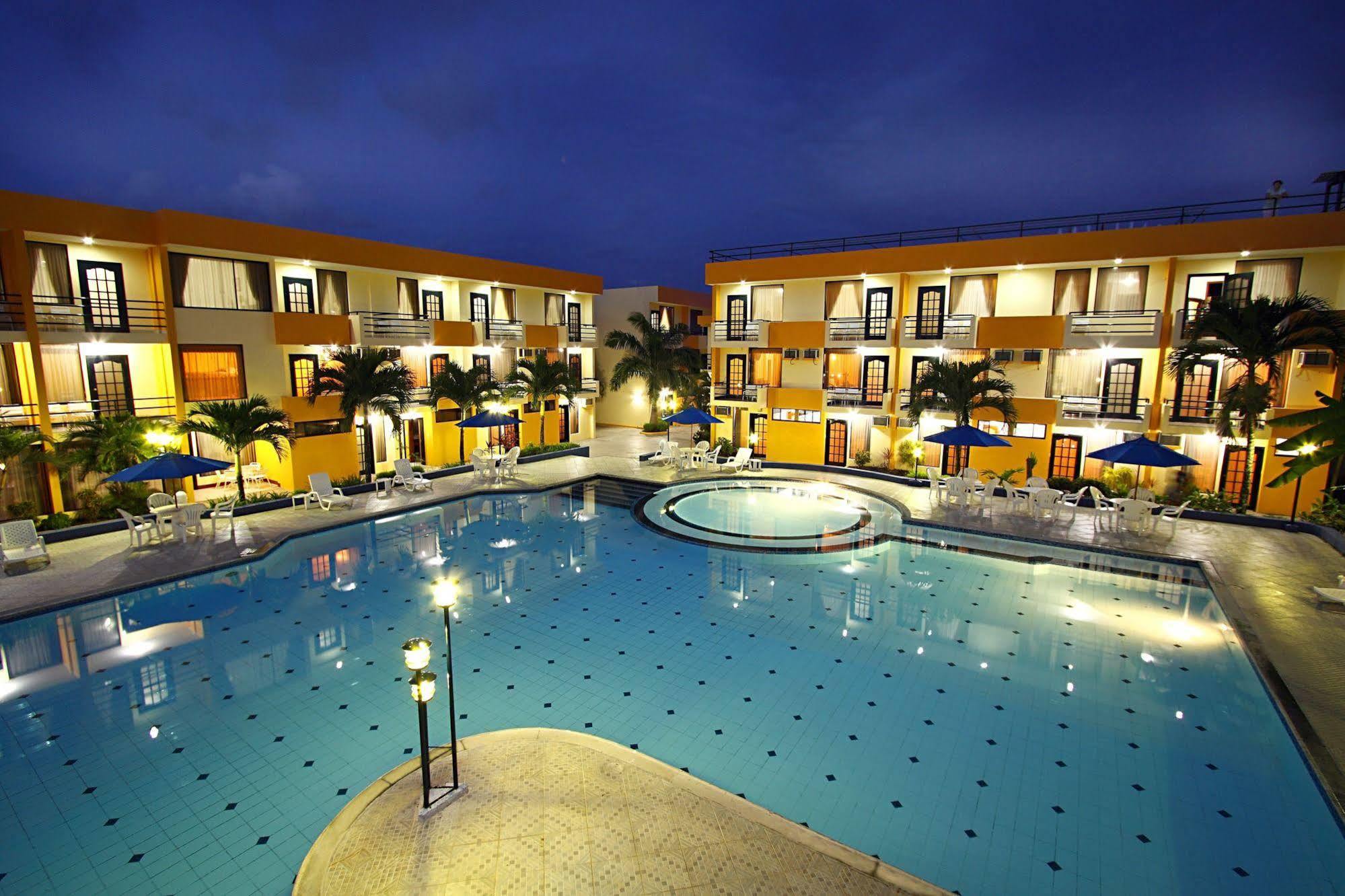 Hotel Club Del Sol Atacames Bagian luar foto